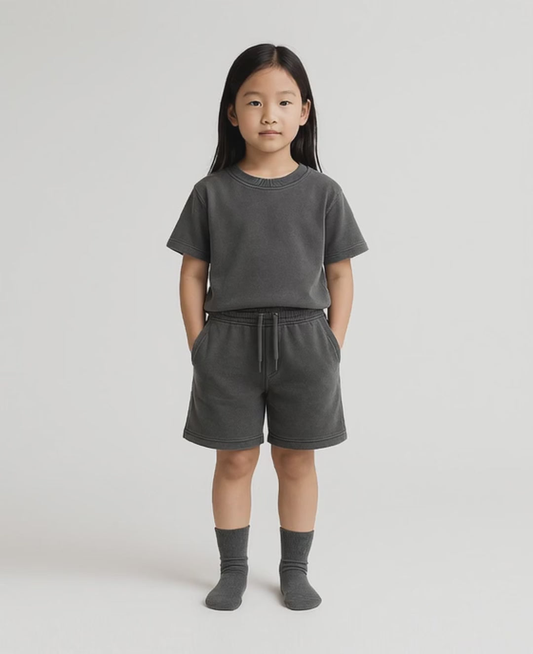 T-shirt gray